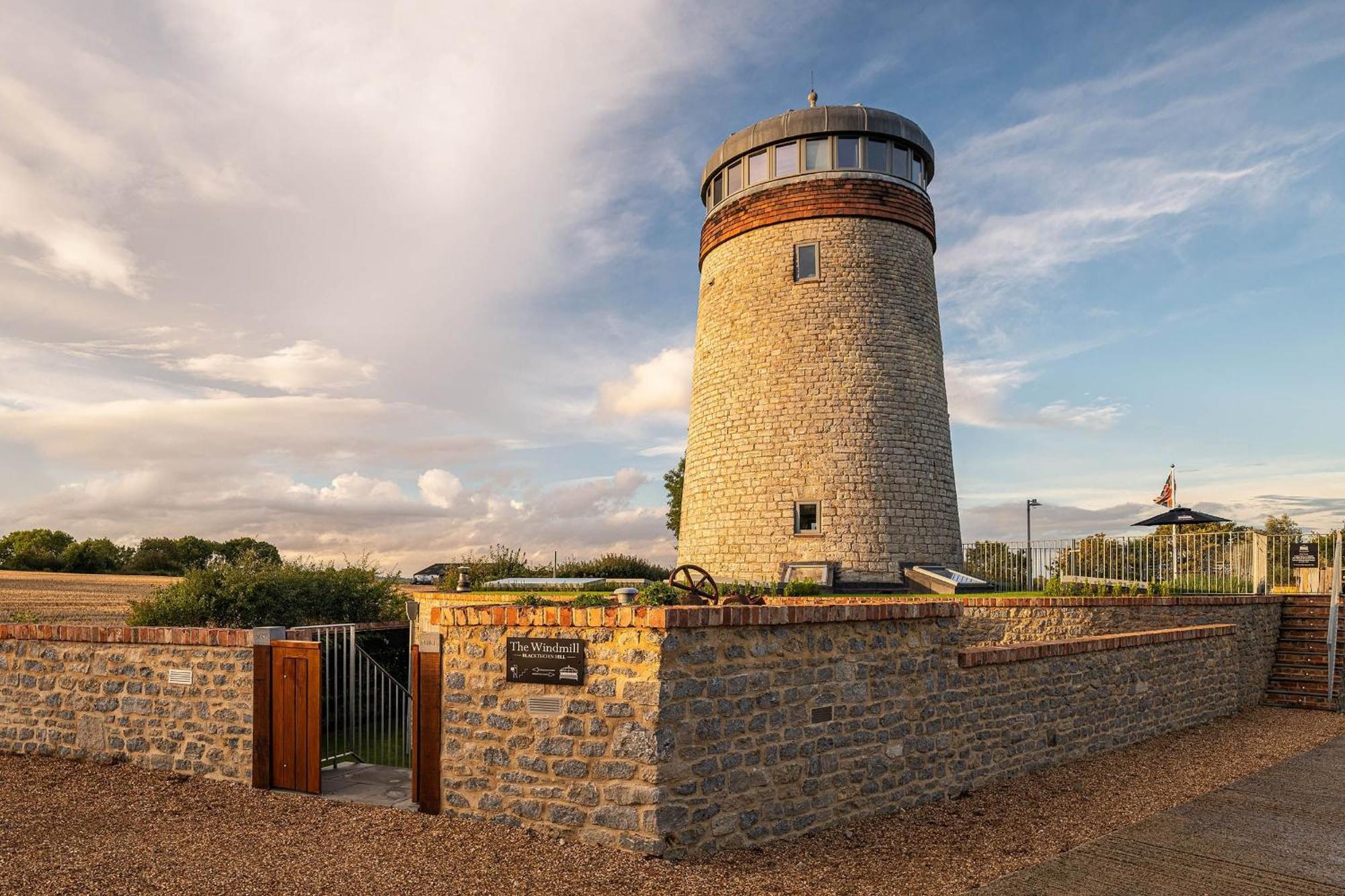 The Windmill Blackthorn Hill (Adults Only) Villa Bicester Exterior photo